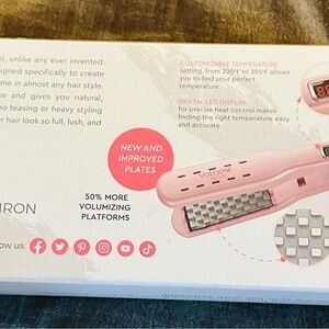 Voloom volumizing hair tool crimper. Works amazing!  New, never used.